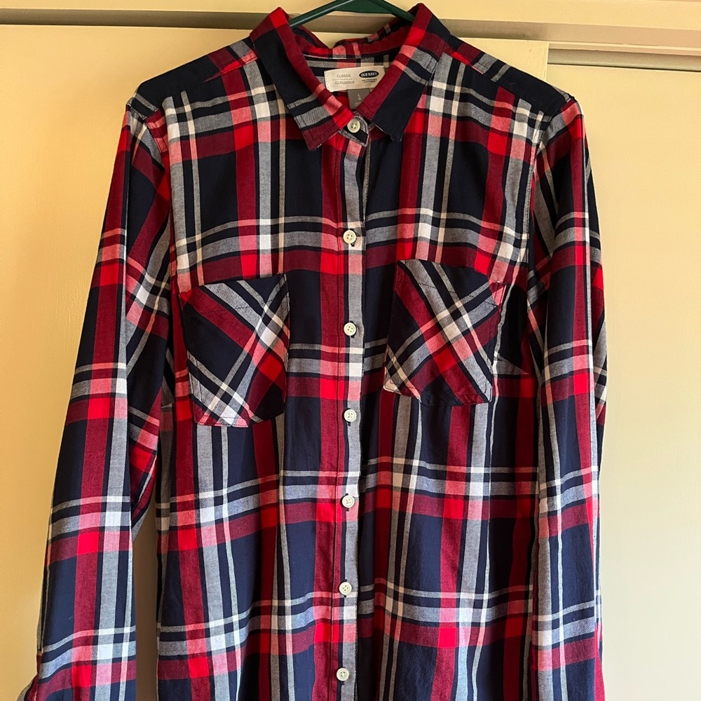 Old navy “classic” line plaid shirt